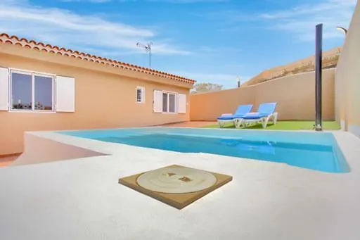 Finca Los Corcos Con Piscina By Paramount Holidays 圣克鲁斯-德特内里费